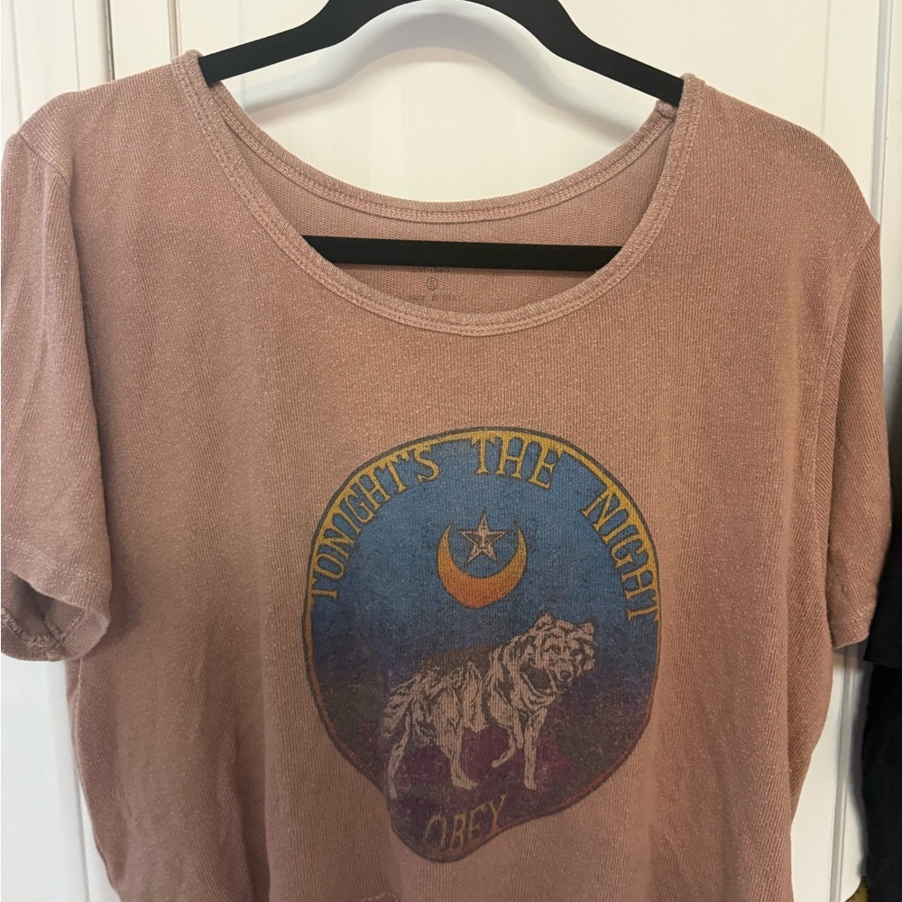 Obey “Tonight’s The Night” graphic cropped tee